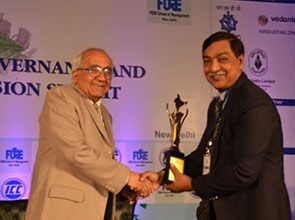 बीपीसीएल ने कार्पोरेट गवर्नेंस एवं सस्टेनेबिलिटी विजन पुरस्कार 2015 जीता